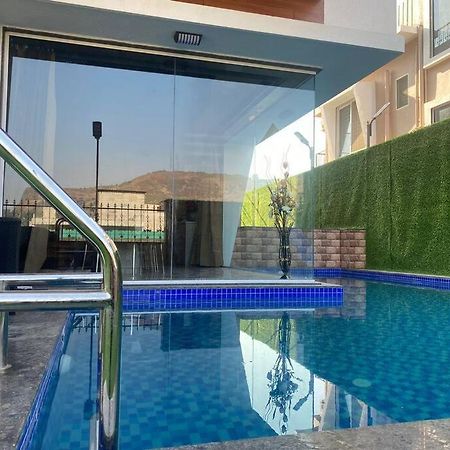 Mount Resorts Lonavala 5 Bhk Luxurious Villa With Private Pool And Full Size Cricket Football Turf Εξωτερικό φωτογραφία