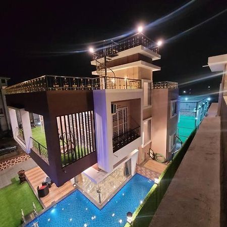 Mount Resorts Lonavala 5 Bhk Luxurious Villa With Private Pool And Full Size Cricket Football Turf Εξωτερικό φωτογραφία